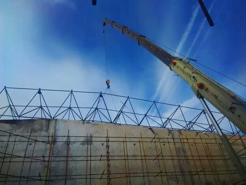 五常食堂网架结构工程